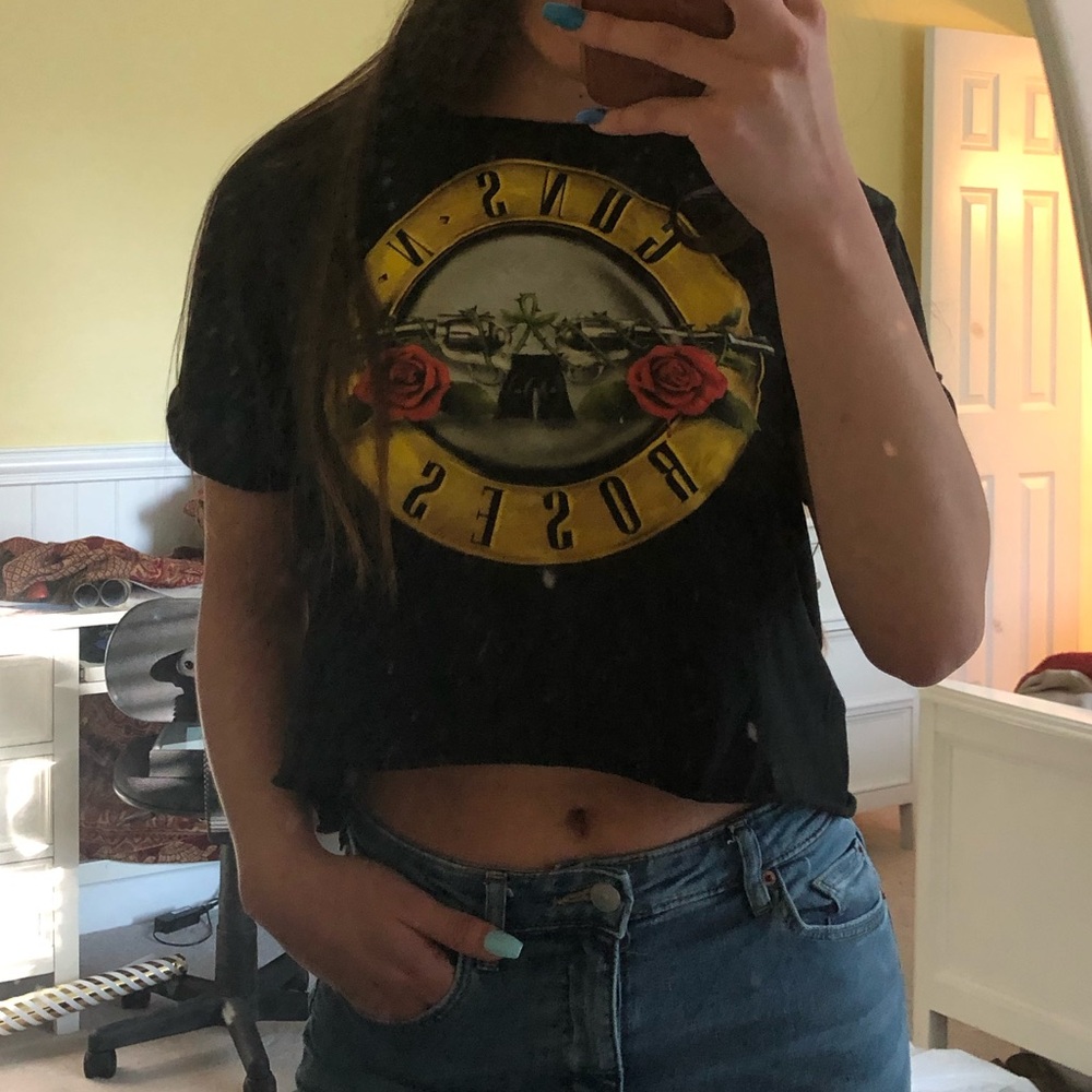 Guns n Roses Cropped Tee